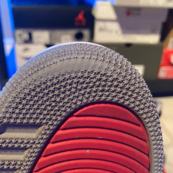 Nike Air Jordan 3 Fire Red - Picture 4 of 4